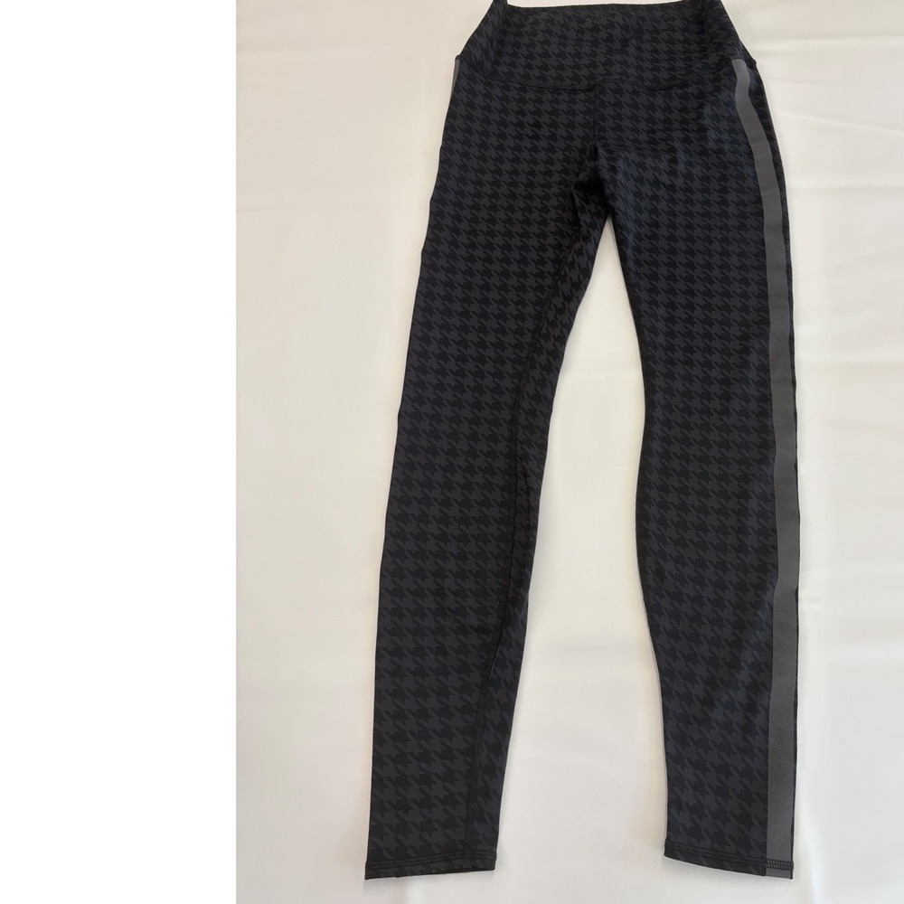ALO Black Jacquard Houndstooth High Waist Stripe Leggings Size Medium